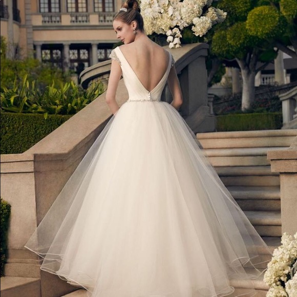 Never worn wedding dress for sale! - Picture 2 of 2